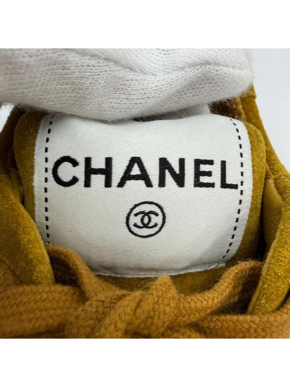 Chanel CC Logo Suede Leather Low-Top Sneakers Brown